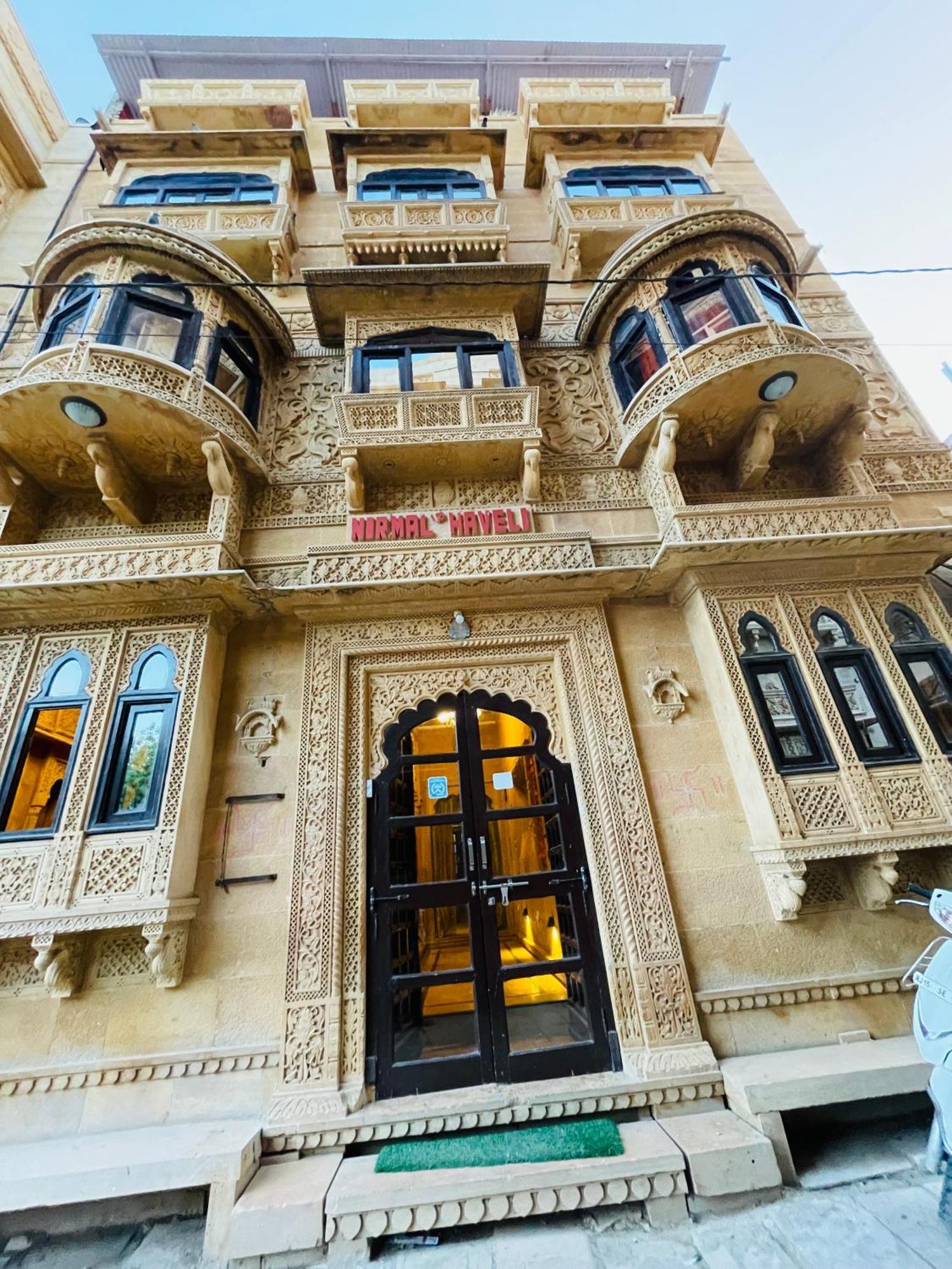 ג'איסלמר Hotel Nirmal Haveli מראה חיצוני תמונה