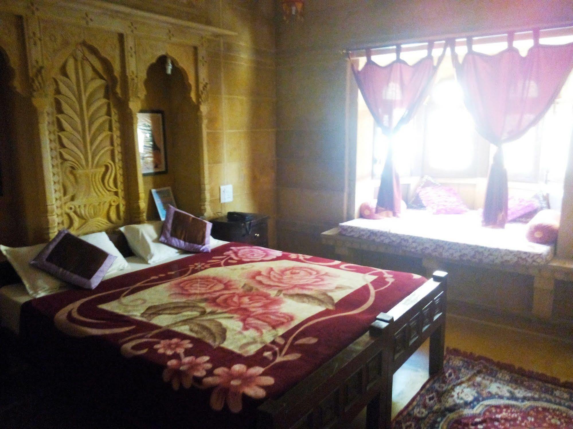 ג'איסלמר Hotel Nirmal Haveli מראה חיצוני תמונה