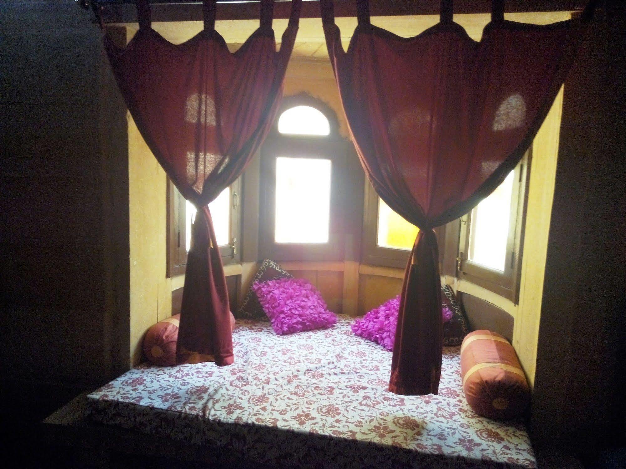 ג'איסלמר Hotel Nirmal Haveli מראה חיצוני תמונה