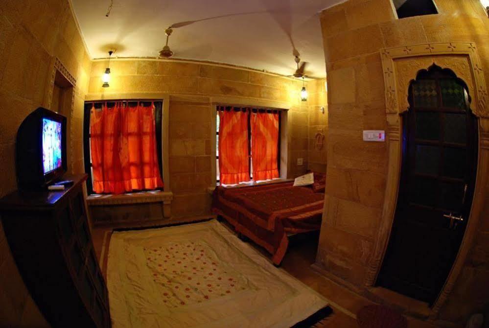 ג'איסלמר Hotel Nirmal Haveli מראה חיצוני תמונה