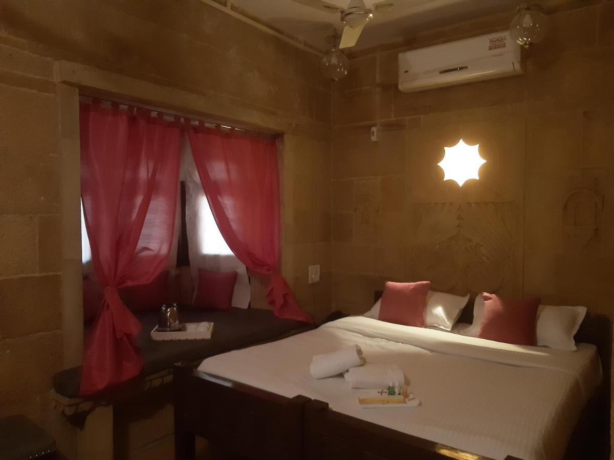 ג'איסלמר Hotel Nirmal Haveli מראה חיצוני תמונה